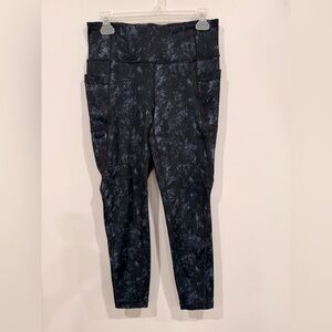 Lole Black and Blue Patterned Leggings with side pockets